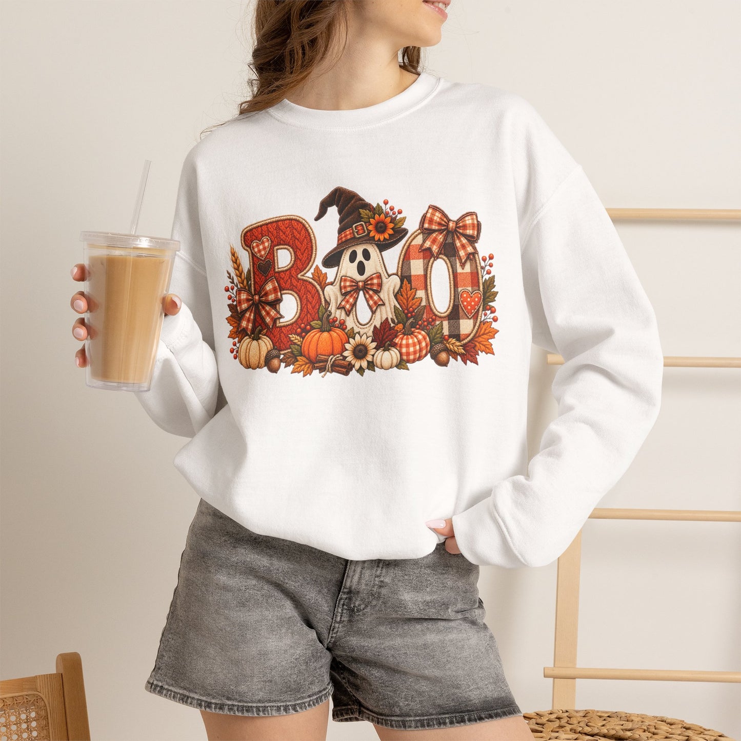 Halloween 'Boo' Crewneck Sweatshirt — Cute Autumn Ghost Pumpkin Design